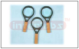 RACKET MAGNIFIERS